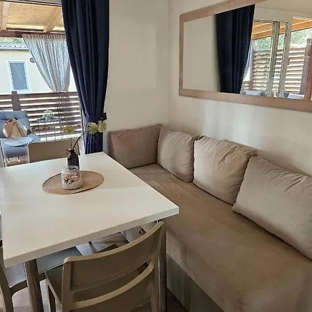 营地 Mobile Mirage