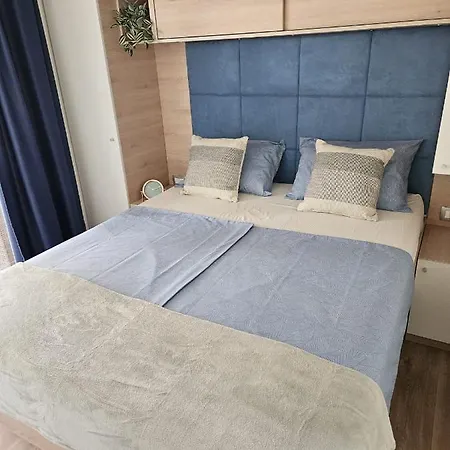 Mobile Mirage Biograd Na Moru